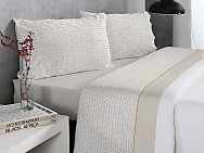 Juego de cama Delmont color Beige